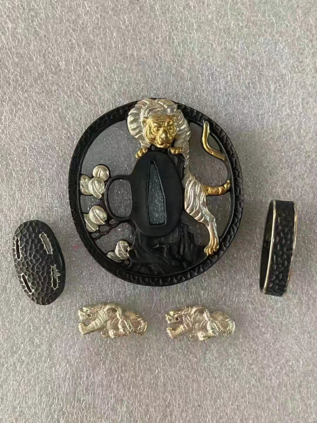 Tsuba