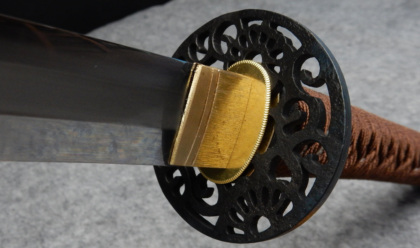 Iron Tsuba Straight Blade Katana