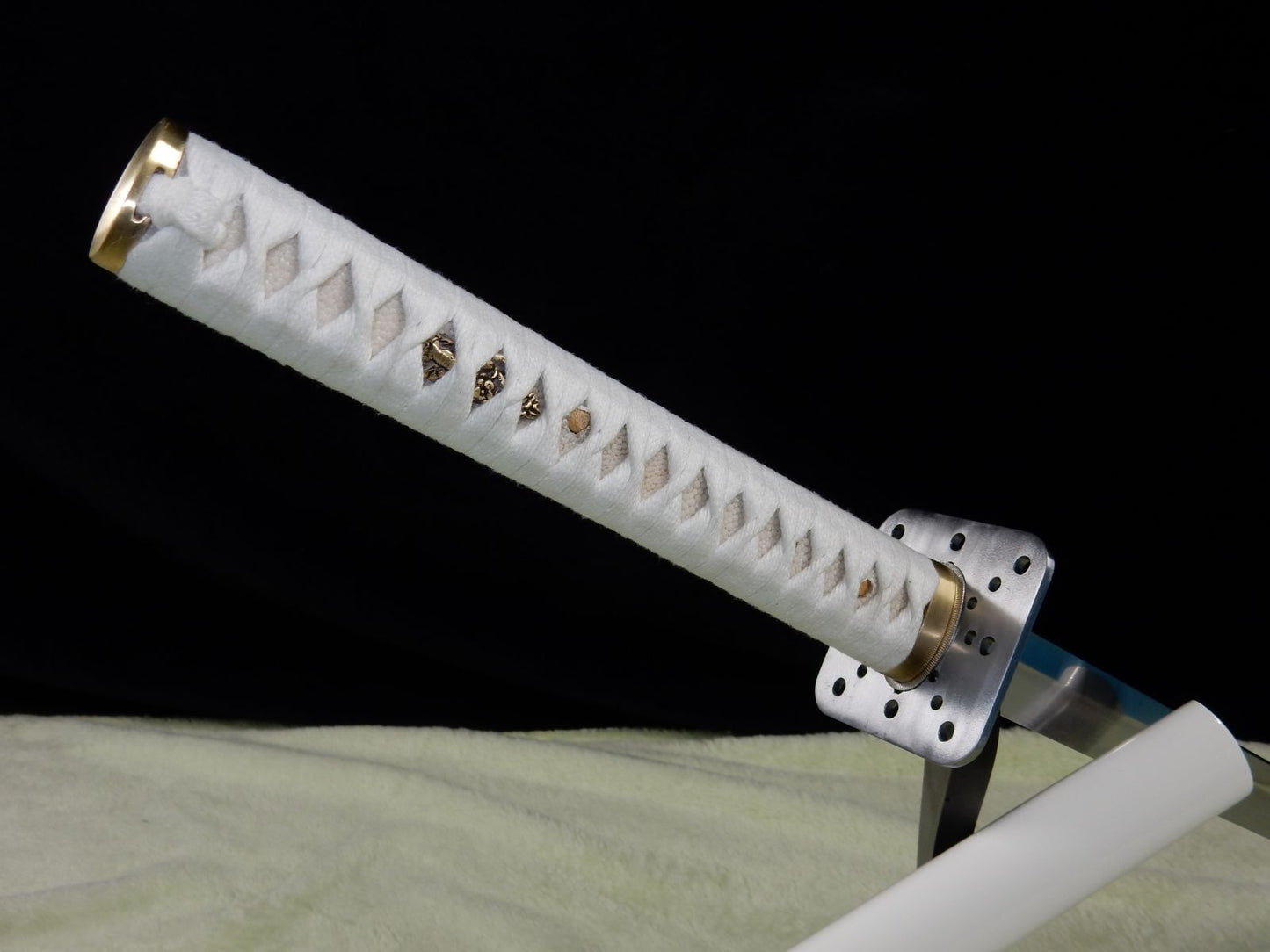 White Ninja sword