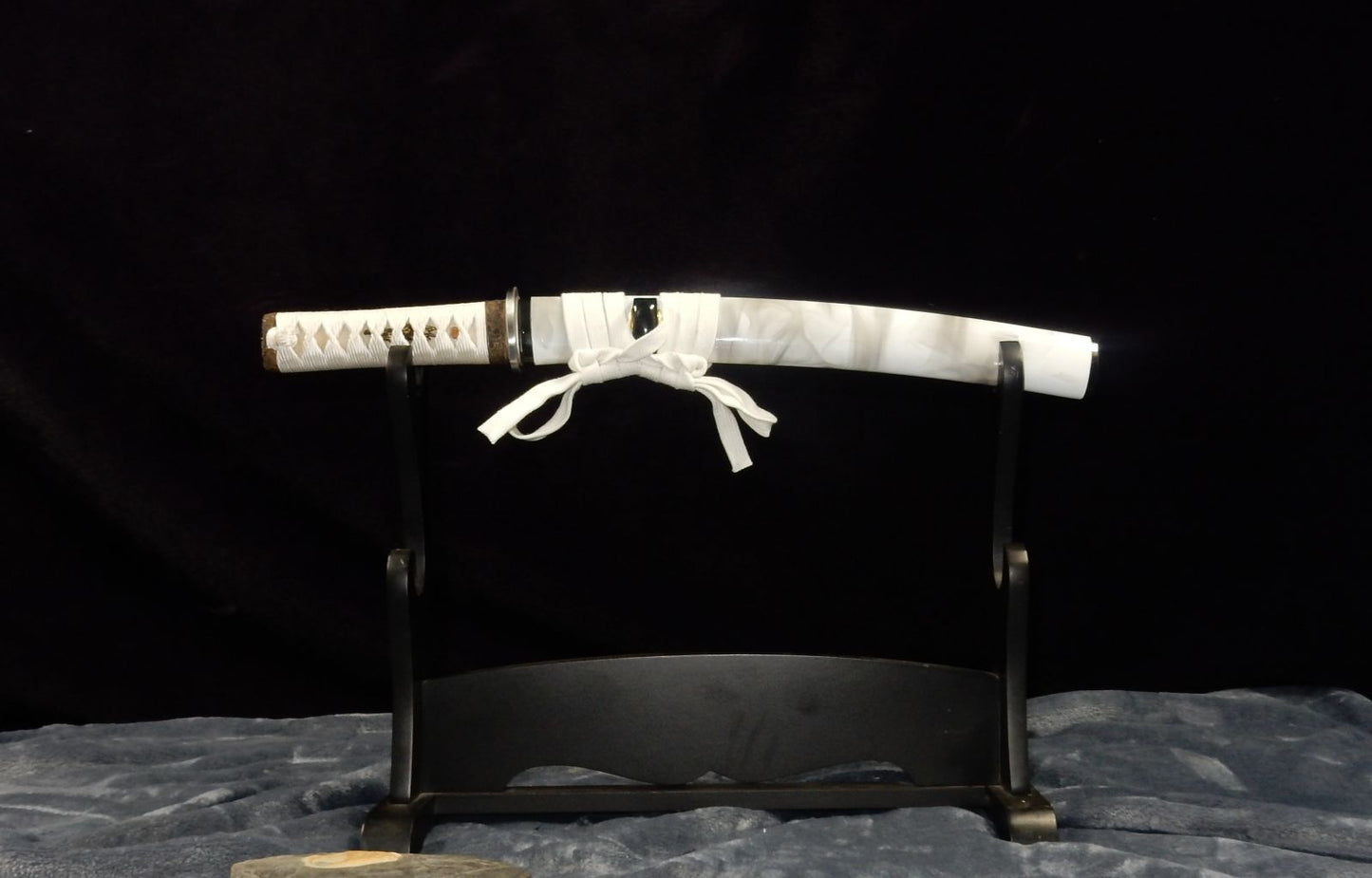 White Tanto
