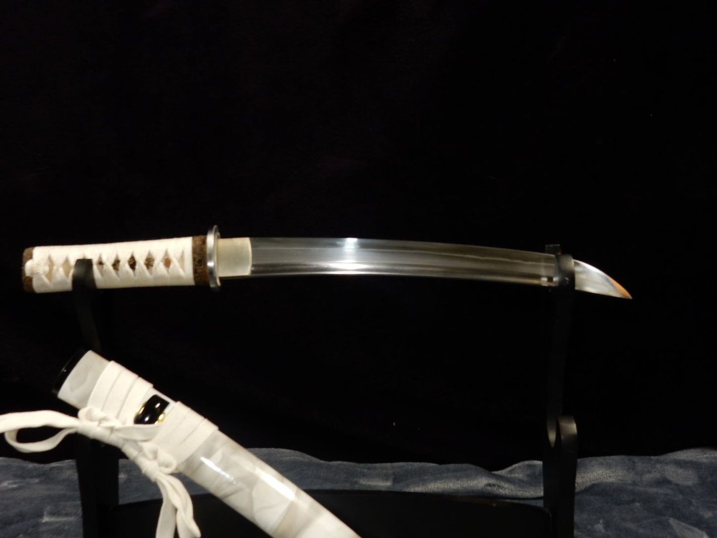 White Tanto