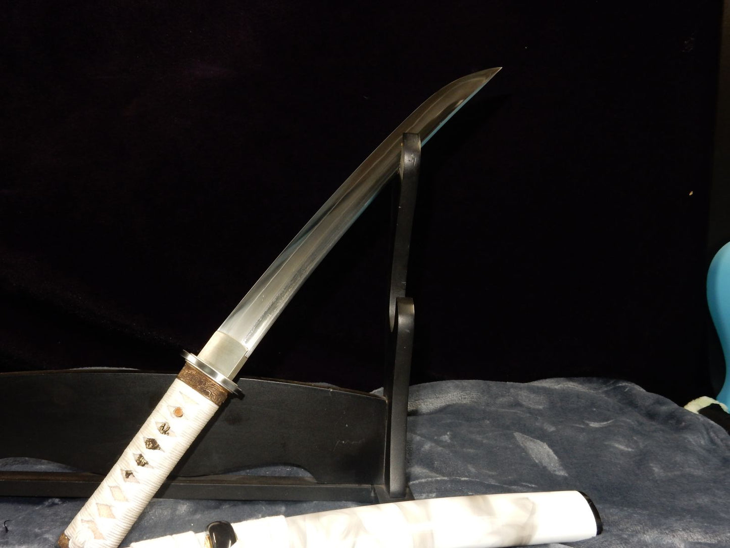 White Tanto