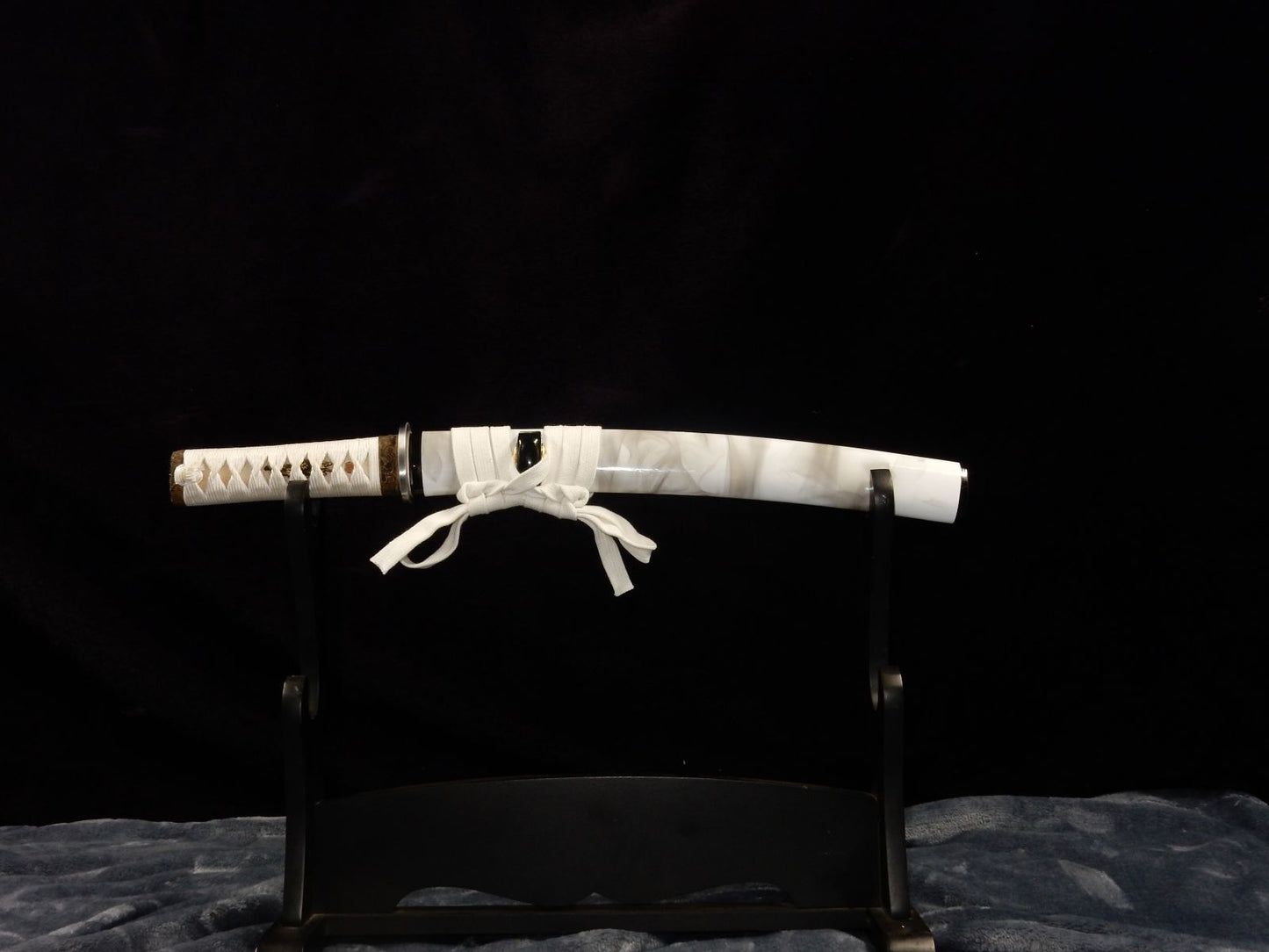 White Tanto